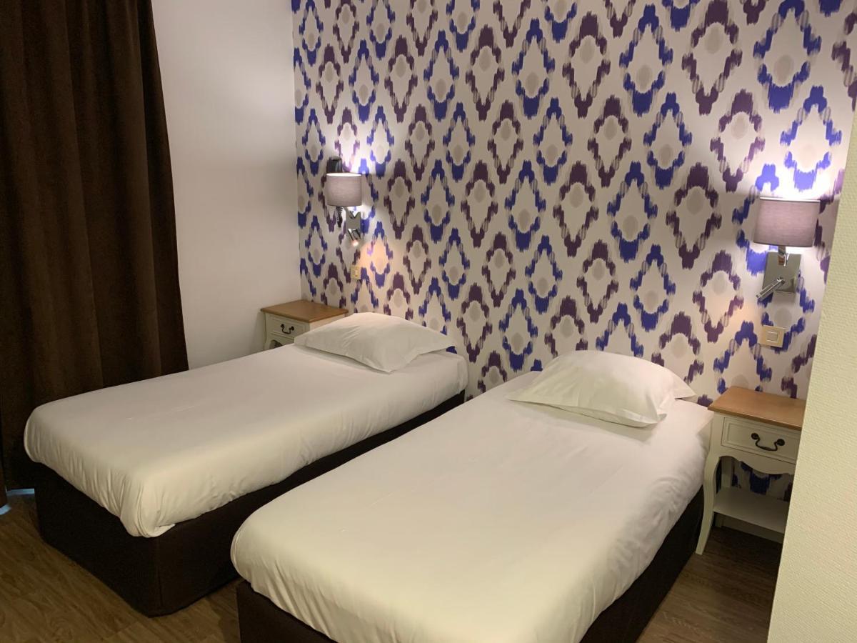 Le Royalty Hotel Angers Exterior foto